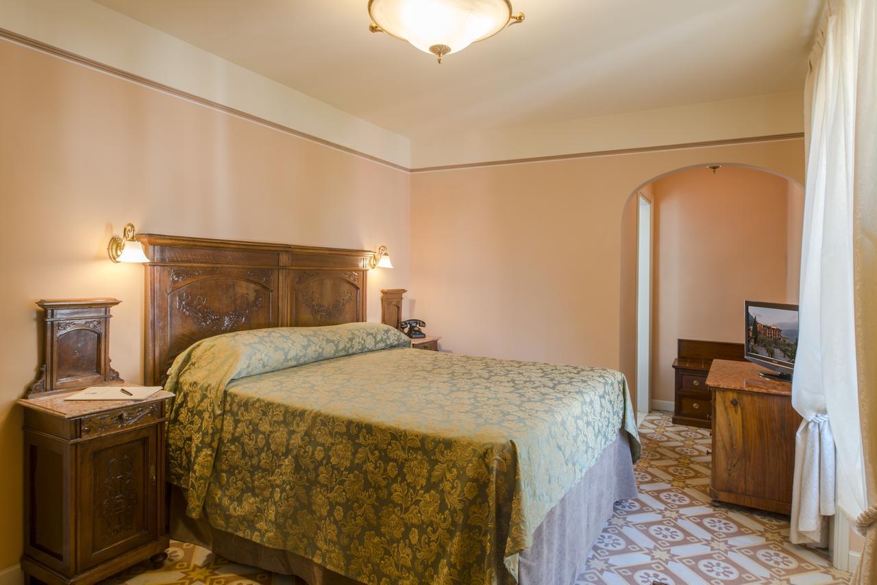 Hotel Gardenia Al Lago Гарньяно Экстерьер фото